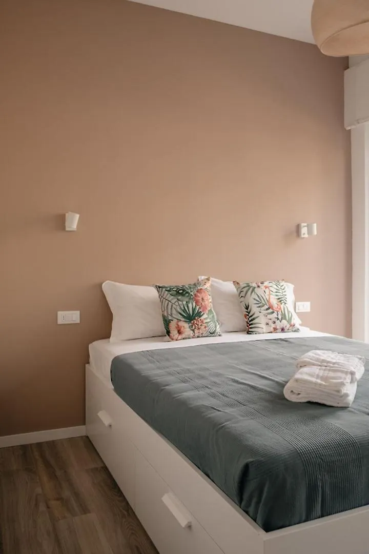 Semesterbostad Casa Pirouette Villa Alassio